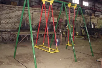 Изготовление дестких качелей