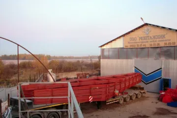 Металлические балки фермы колонны