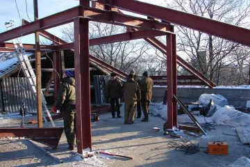 Строительство крыш из металлоконструкций